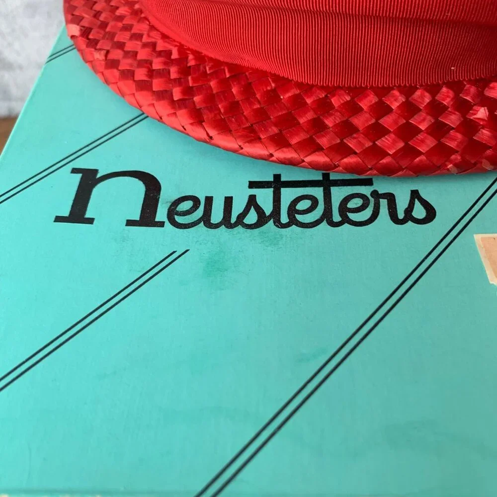 Vintage Neusteters Denver Red Straw Hat With Box size  22 Net lining w/Box Nice!